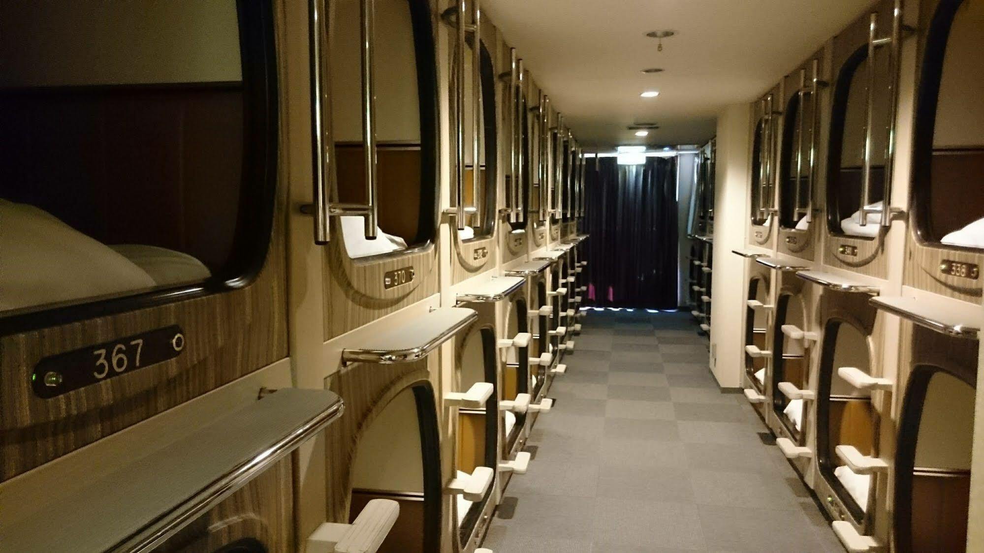 Capsule&Sauna New Japan EX  Hiroshima Esterno foto